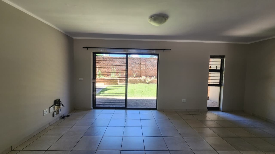 To Let 3 Bedroom Property for Rent in Mooivallei Park North West